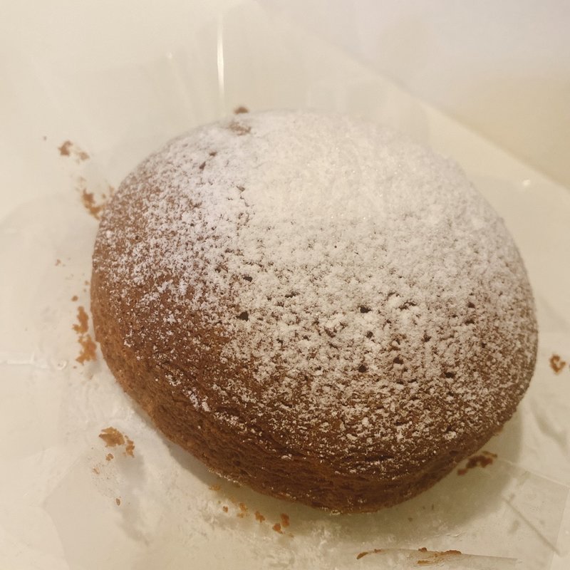 豆乳チョコレートスフレチーズケーキ(伏見屋吹田旭通商店街店)