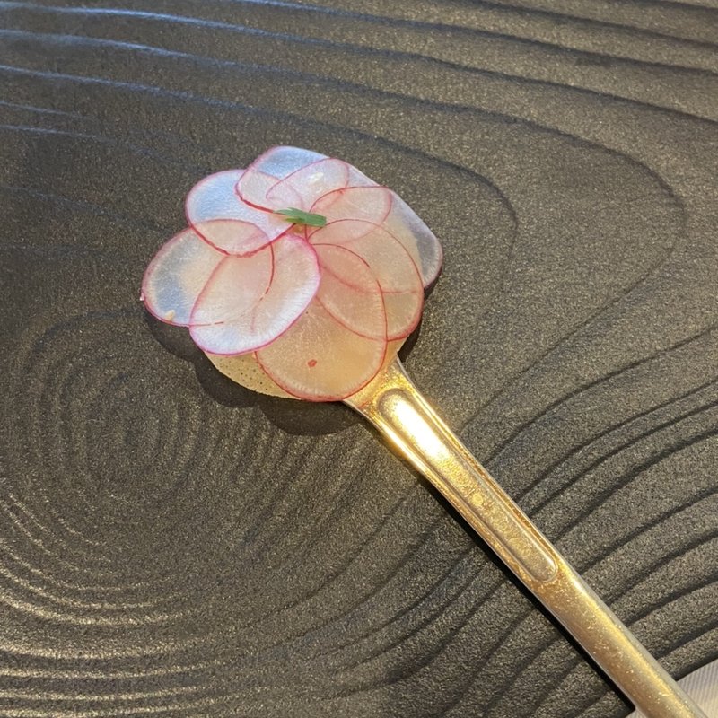 ラディッシュ(銀座 レストラン オザミ)