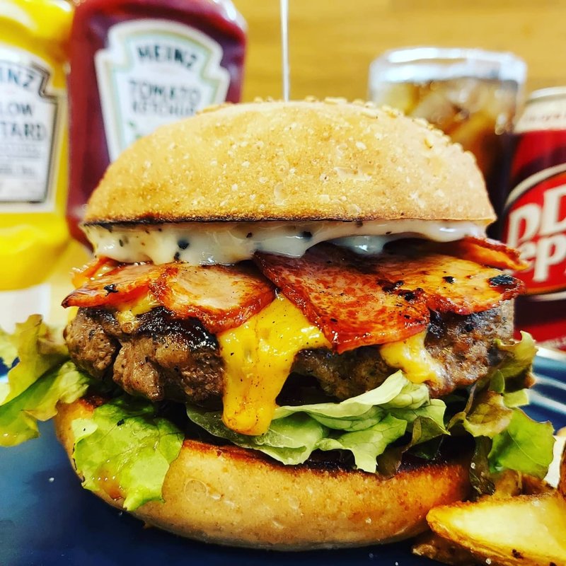 ベーコンチーズバーガー(BURGER GANG)