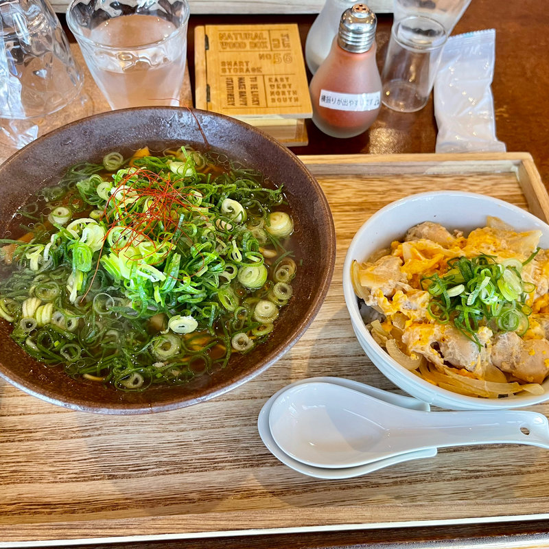 九条ネギラーメン親子丼セット(きんばね)