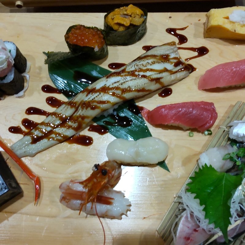 極上どんにぎり(海鮮どんさん亭 籠原店)