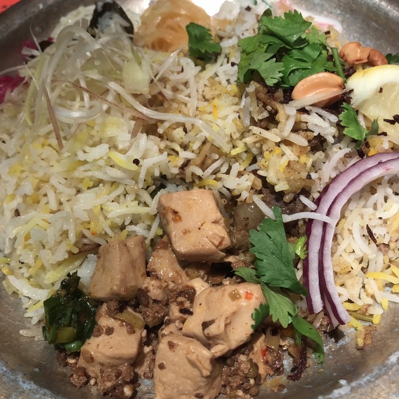 鯛出汁チキンビリヤニ、マトンビリヤニ合盛り(お食事ちゅうぼう)