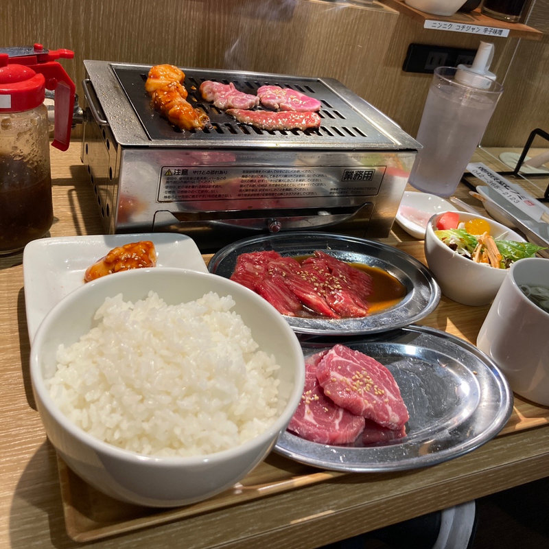 カルビ 生ラム定食130g(焼肉食堂ヒフミ 府中本町店)