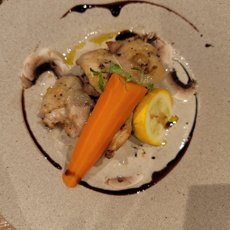 鶏肉のコンフィ(ランチメニュー)(BATON 池袋東武店)