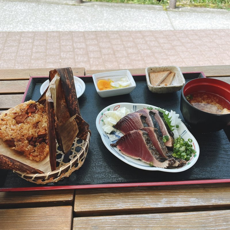 ちまきタタキ定食(黒潮本陣 （櫂）)
