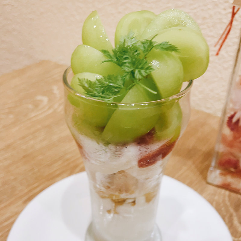 マスカットパフェ(all day dining hikari 大阪駅前第2ビル店)