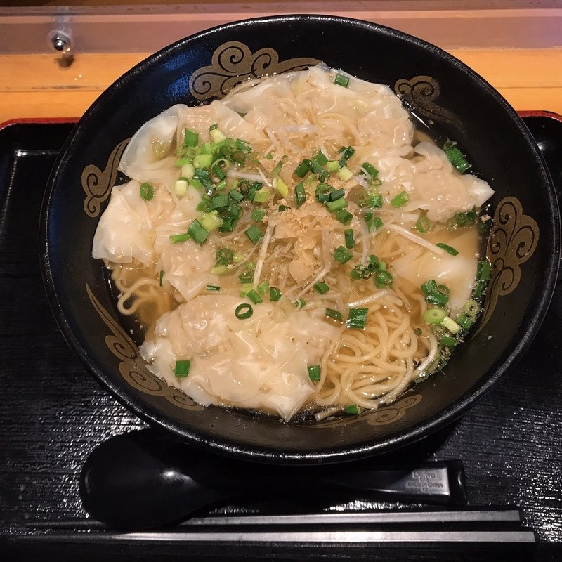 生姜塩ワンタン麺(中華そば 弁多津)