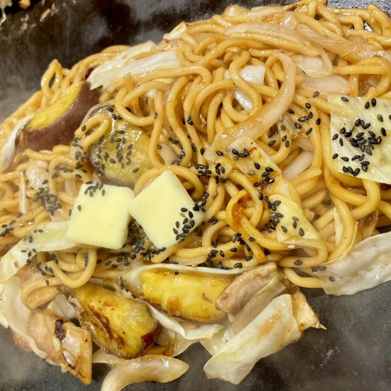 さつまいものしょうゆバター焼きそば  大/2玉(鶴橋風月 長堀橋店)
