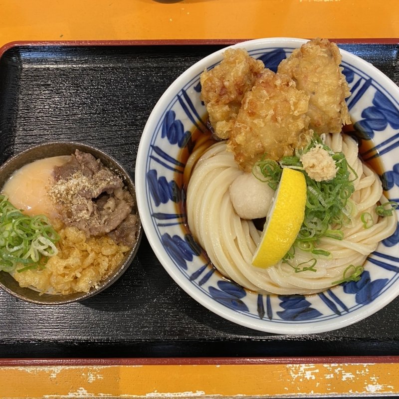 とり天ぶっかけ（冷）(空飛ぶうどん やまぶき家)