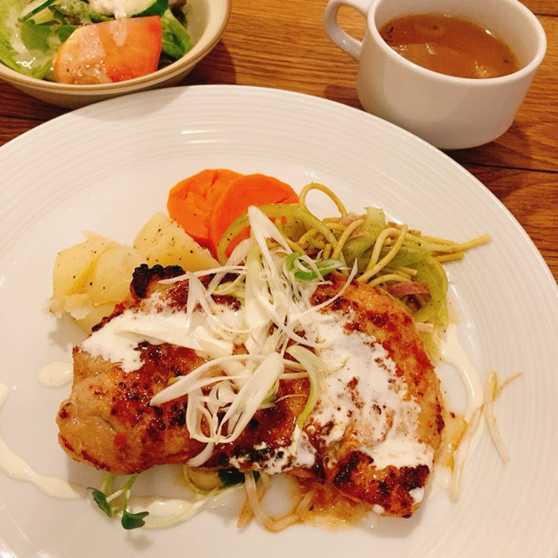 ポークジンジャー（日替わりランチ）(BISTRO PUG （ビストロ パグ）)