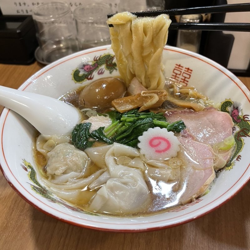醤油ワンタンチャーシュー味玉(MENクライ)