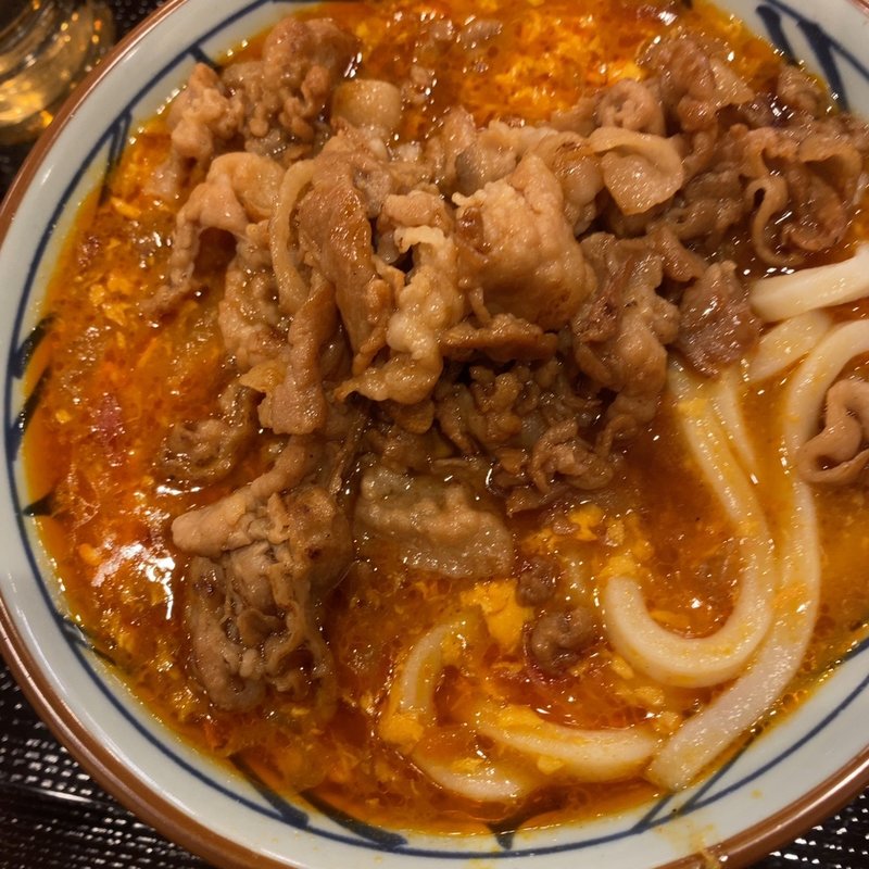 豚肉のせトマたまカレーうどん(丸亀製麺 大宮すずらん通り店)
