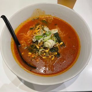 ユッケジャン麺(パンチャンとジョン)