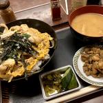 半親子丼＋もりそば(そば処福助 西新宿店)