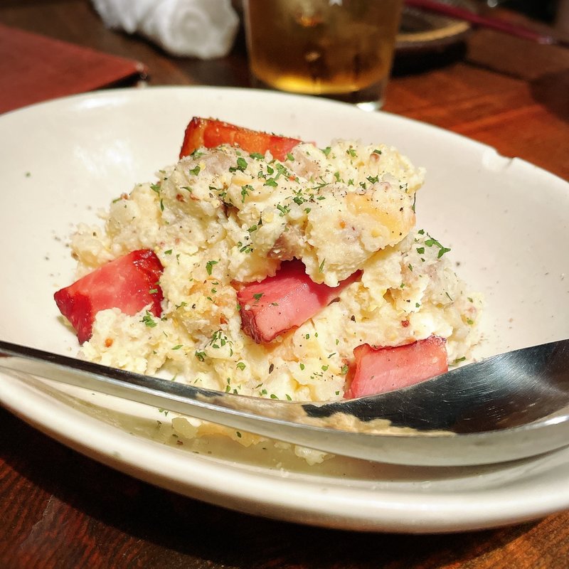 スモーキーポテサラ(博多やさい巻き串屋ねじけもん自由が丘別邸)