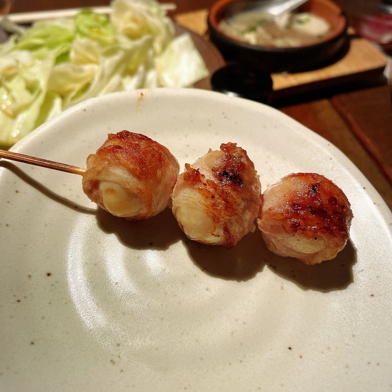 うずら卵の豚巻き串(博多やさい巻き串屋ねじけもん自由が丘別邸)