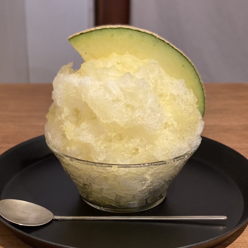 生マスクメロン(パンとお菓子のセレクトショップ べつばら)