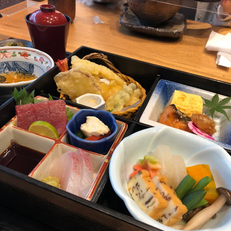 (旬和席 うおまん 西梅田本店 )