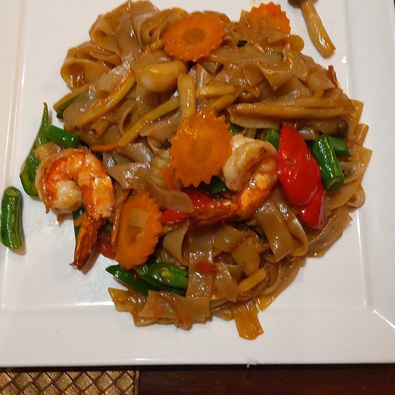 海老の辛い太麺焼き(ジャスミンタイ 四谷店 )