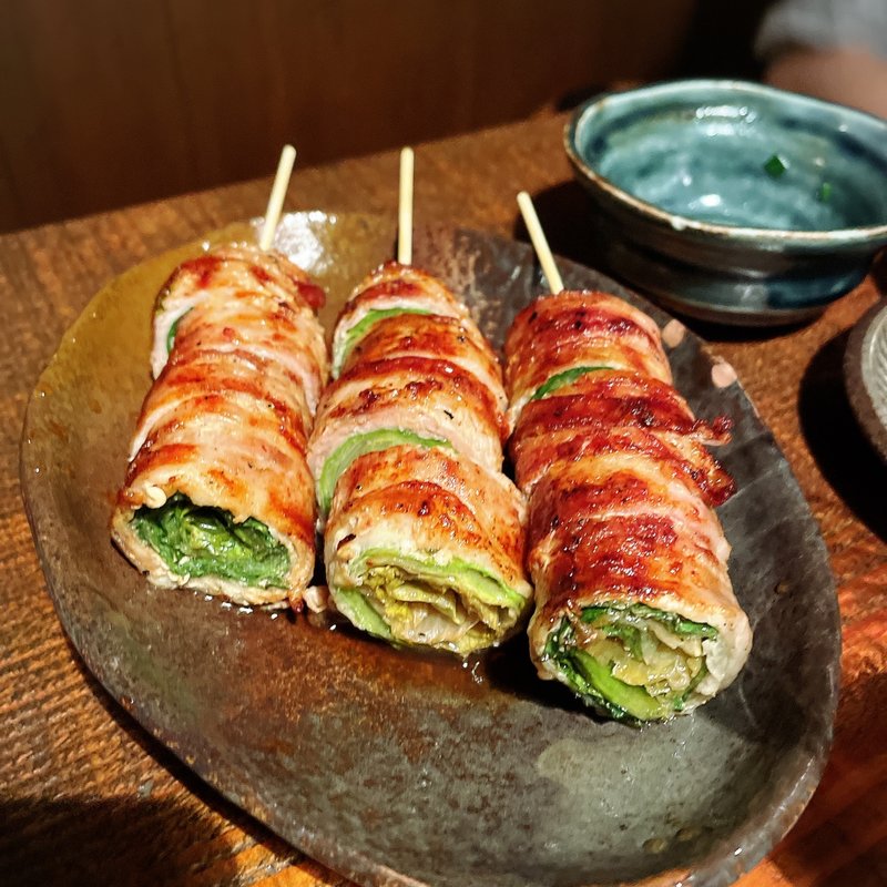 レタス豚巻き串(博多やさい巻き串屋ねじけもん自由が丘別邸)