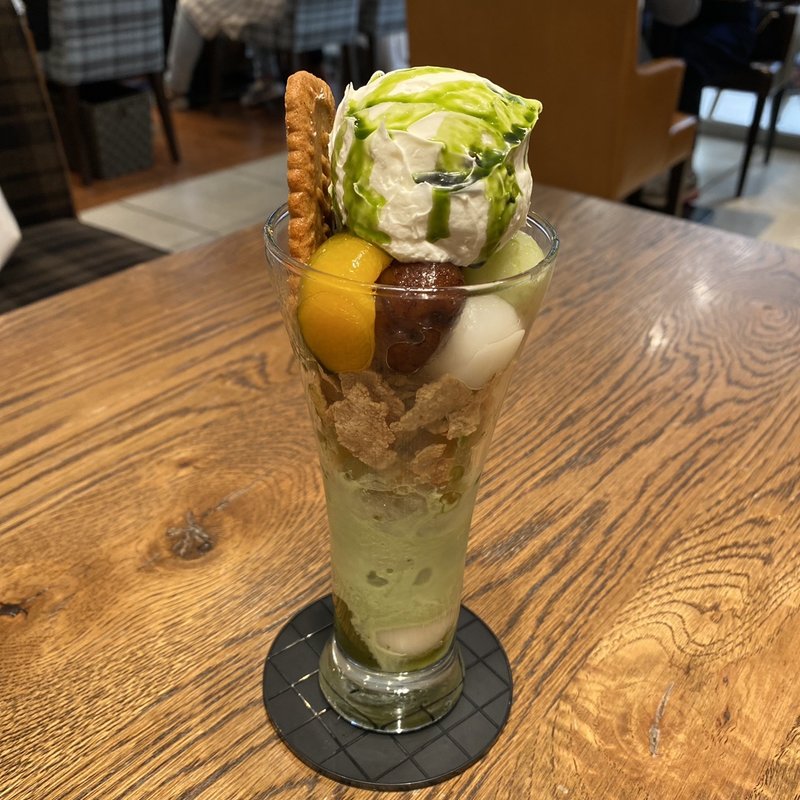 濃茶仕立ての和風パフェセット(UCCカフェコンフォート さんちか店 （ユーシーシーカフェコンフォート）)