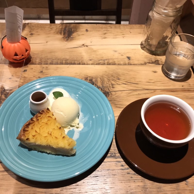 スイートポテトアップルパイ(グラニースミス　アップルパイ＆コーヒー　横浜シアル店)