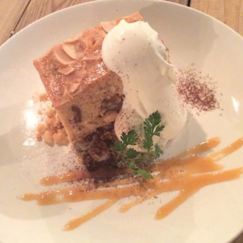 ローストナッツのチーズケーキ(＆ROLL （アンドロール）)