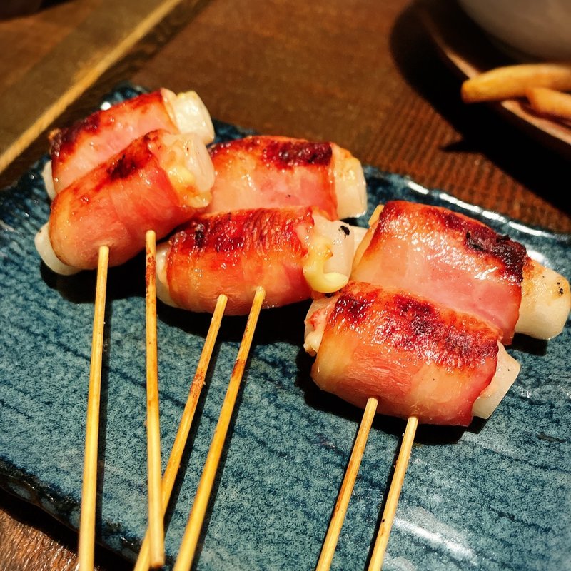 トッポギチーズのベーコン明太串(博多やさい巻き串屋ねじけもん自由が丘別邸)