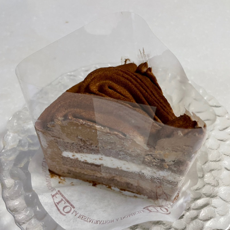 チョコレートムースケーキ(FLOプレステージュ エキアプレミエ和光店)