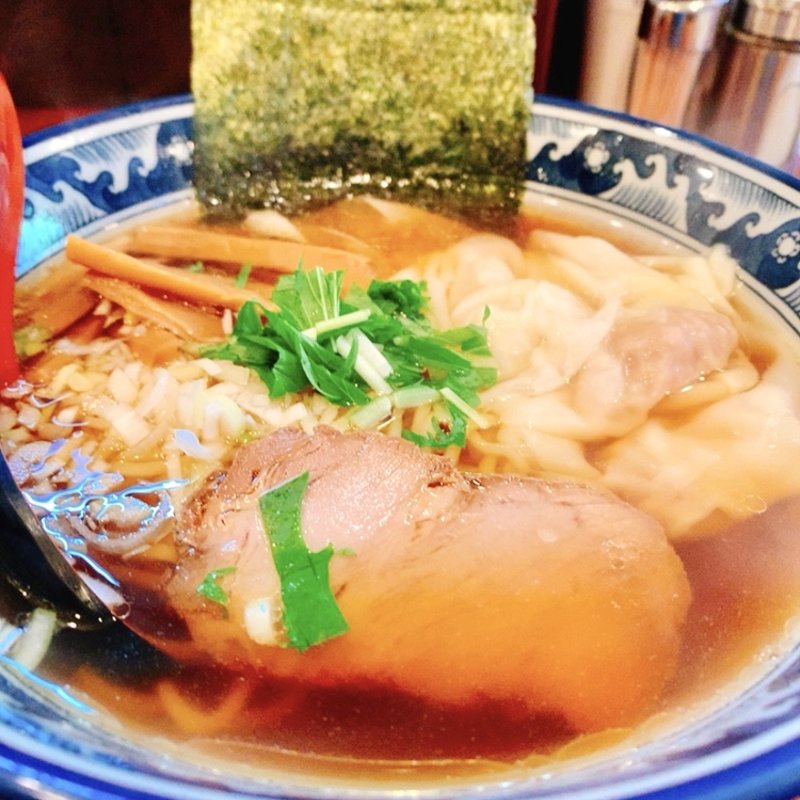 ワンタン麺(味丸)