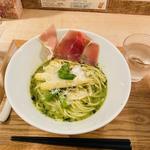 ジェノベーゼ(豚骨イタリアンラーメン伊太そば)