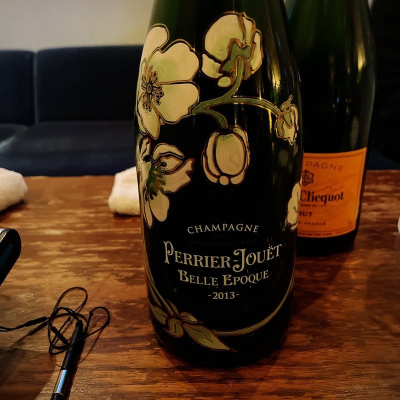 ペリエ・ジュエ(バー 832(hachimitsu))