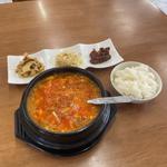 純豆腐モツチゲ(韓家 （ハンヤ）)