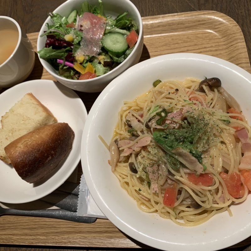 (トラベルカフェ 天王洲アイルシーフォートスクエア店 （【旧店名】アルトゥーレ トラベルカフェ）)