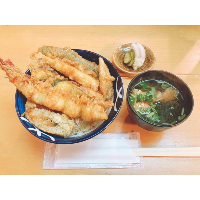 海老と野菜天丼(天富 （てんとみ）)