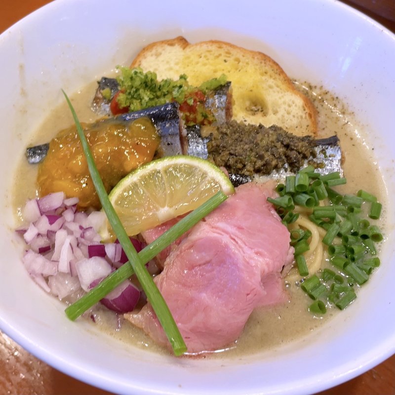 月替わり限定ラーメン(麺者屋 ちくわ)