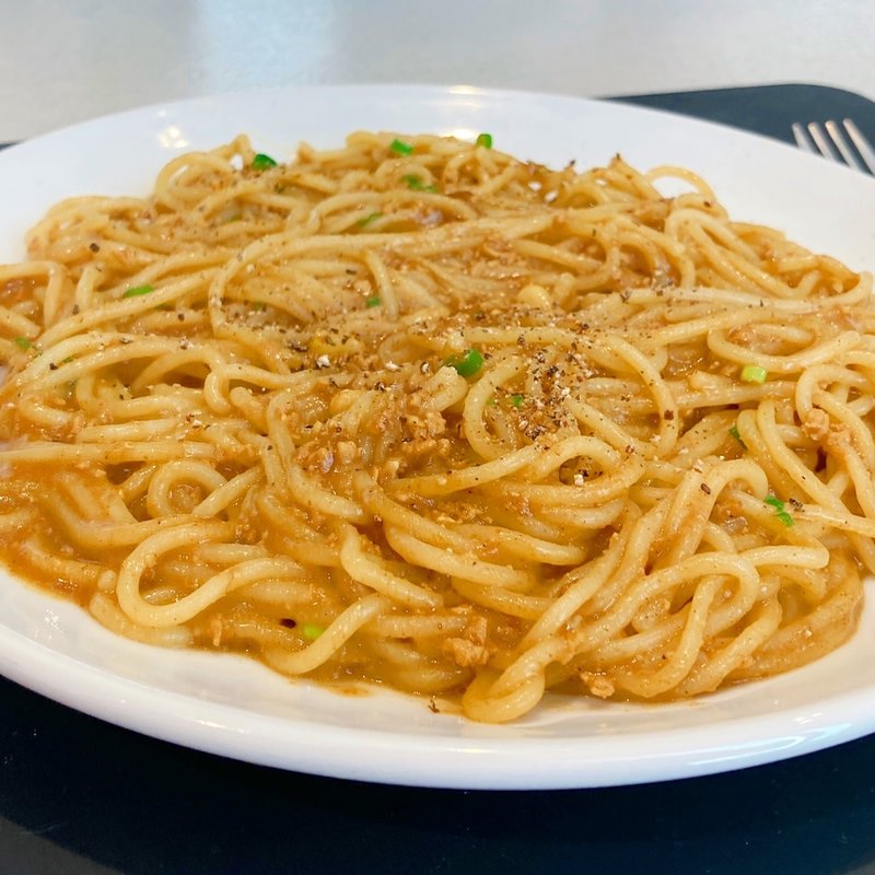 月曜限定 イサマルパスタ（チキンカレークリームパスタ）(SANZOU  TOKYO)