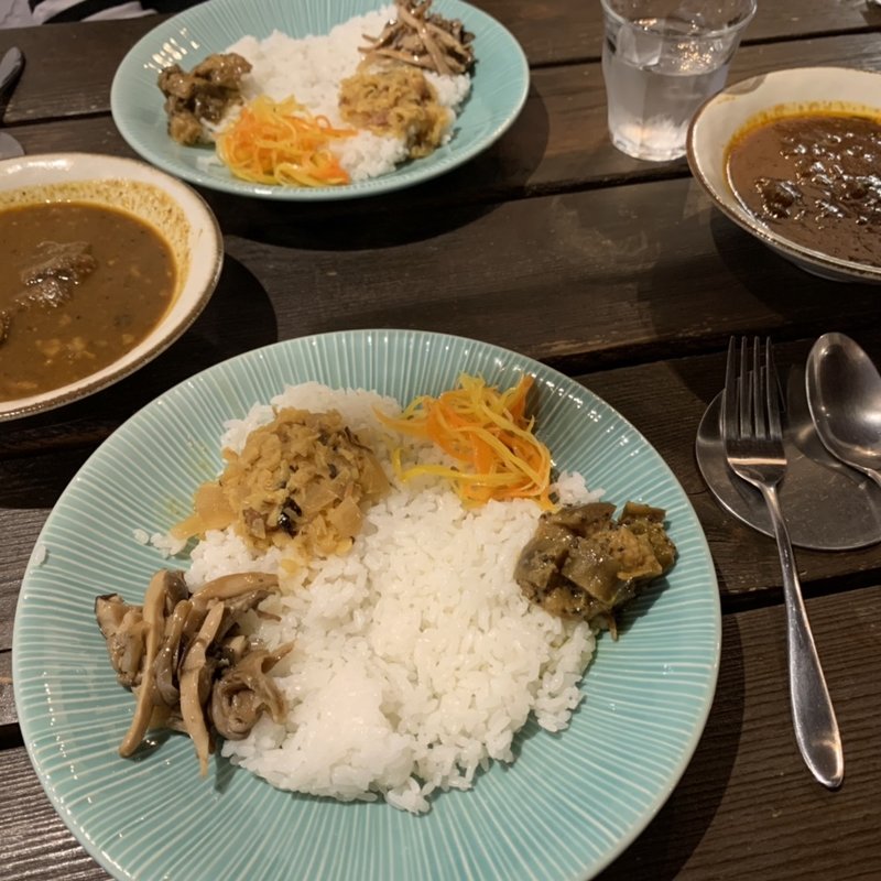 ポークビンダルー(roji spice&___)