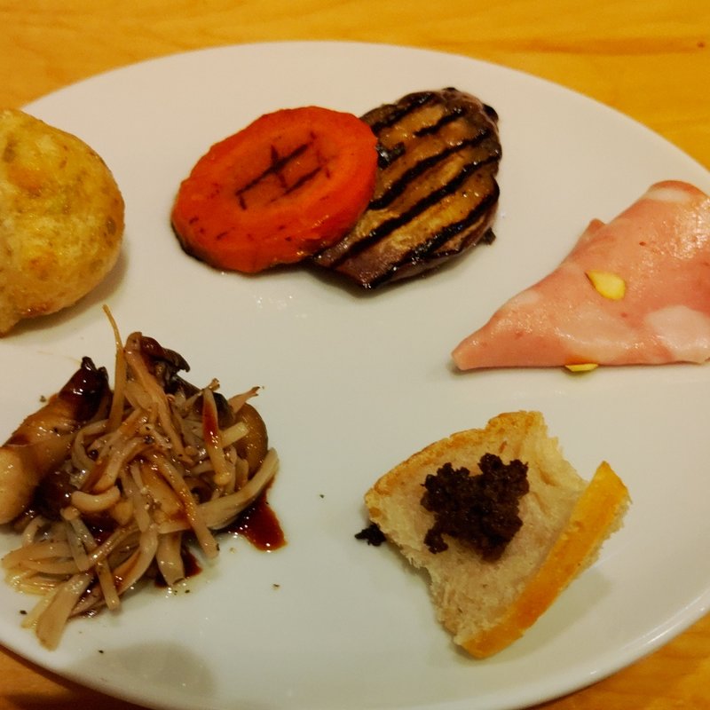 前菜盛り合わせ(プテカ （PUTECA）)