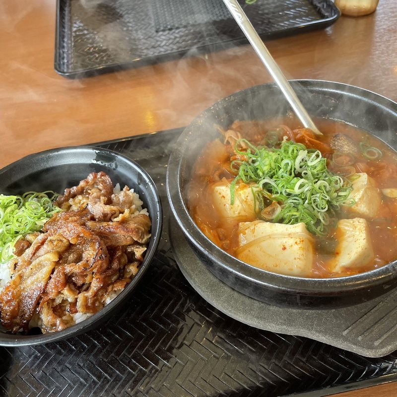 スンドゥブとミニカルビ丼(韓丼 津島店)