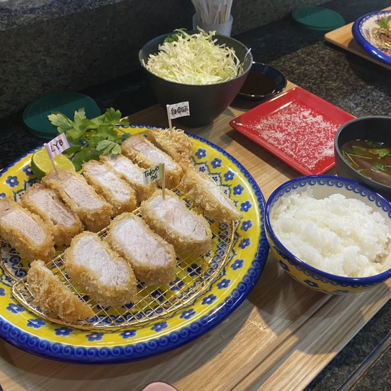 マスターの3種豚食べ比べセット(銘柄豚とんかつシバケン)