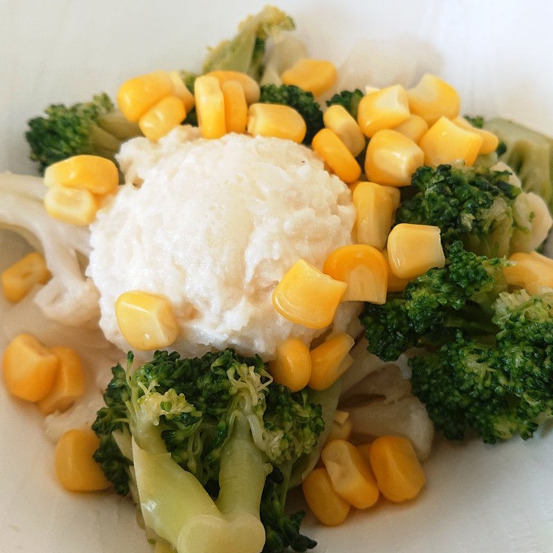 ビタミンCサラダ(大阪大学豊中キャンパス豊中福利会館3F食堂)