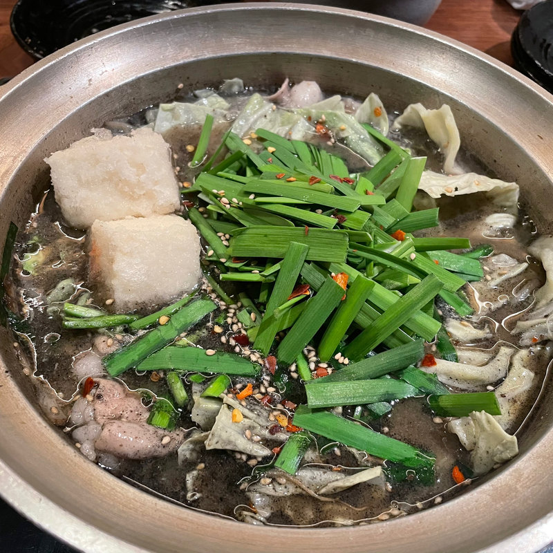 目黒鍋(黒マー油)(もつ処 煌梨 目黒店)