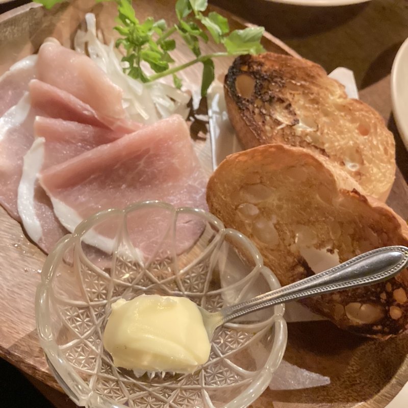 ハムとパン(日南 （にちなん）)