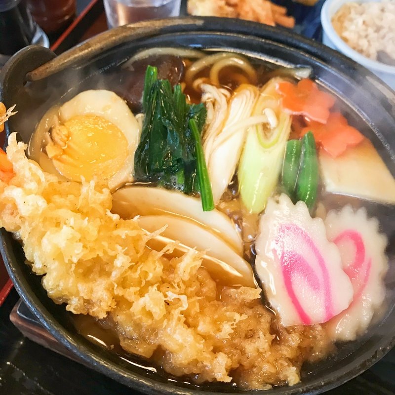 鍋焼きうどん(手打ちうどん・そば 子亀)