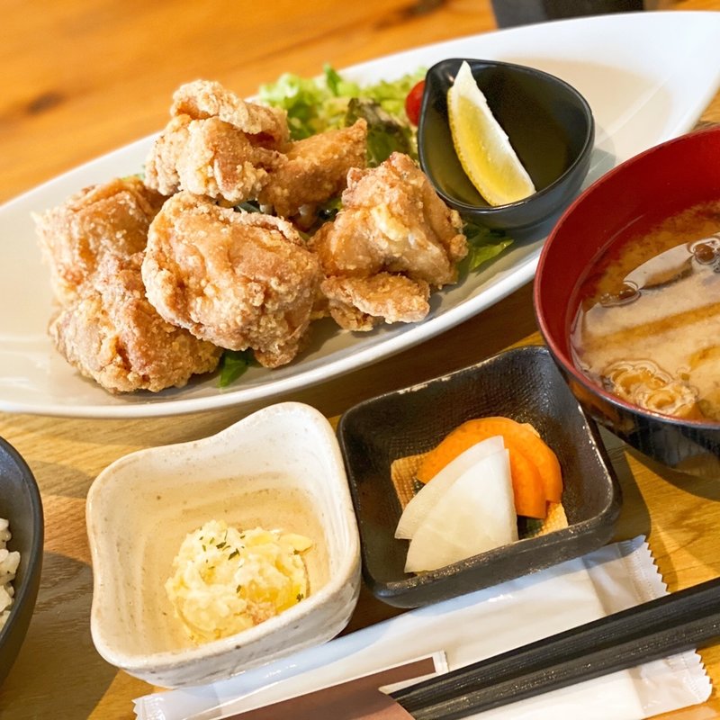 鶏のからあげランチ(ゆるり蔵 )