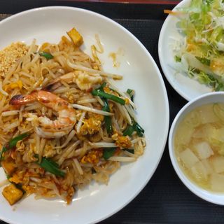 パッタイセット(PAPAYA赤羽)