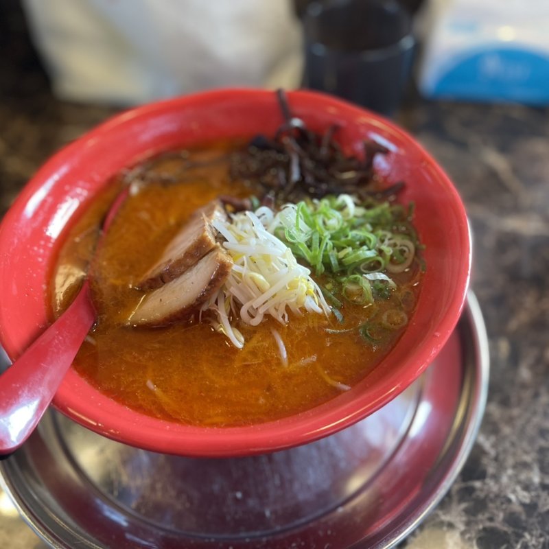 ピリ辛とんこつ(ラーメン若大)