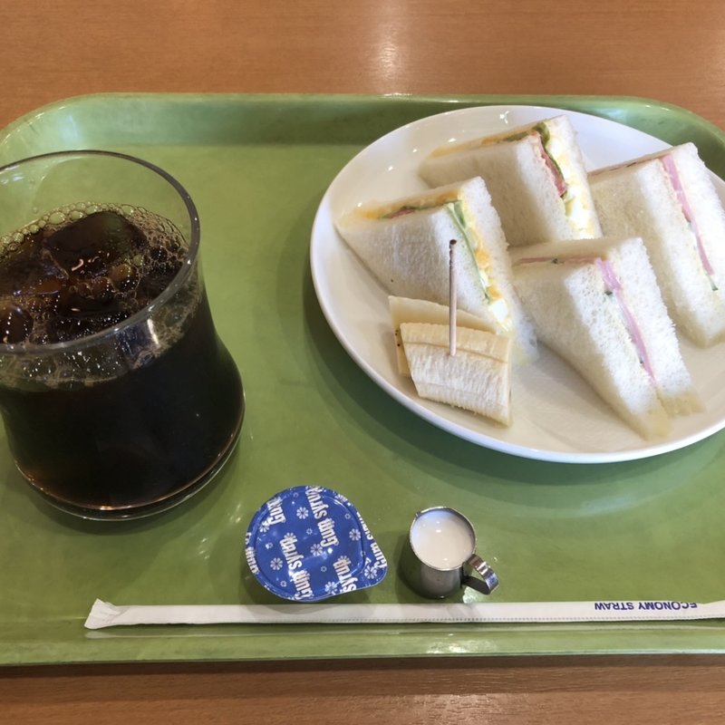 モーニング（ハーフサンドセット）(ナンバーワン)