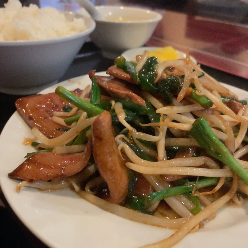 ニラレバー炒め(聚豊園（シュウフエン）)